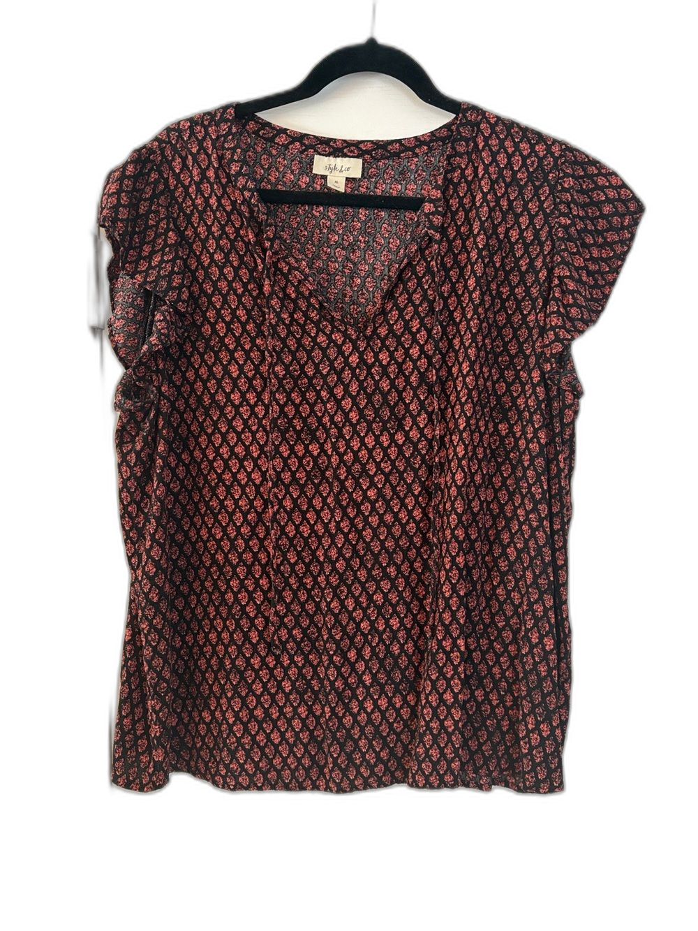Style & Co Women's XL Black Red Geometric V-Neck Ruffle Flutter Sleeve Blouse
